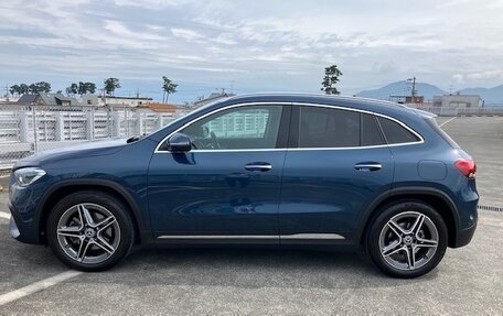 Mercedes-Benz GLA, 2023 год, 1 845 000 рублей, 8 фотография