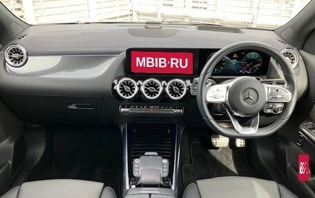 Mercedes-Benz GLA, 2023 год, 1 845 000 рублей, 10 фотография