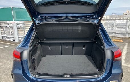 Mercedes-Benz GLA, 2023 год, 1 845 000 рублей, 19 фотография