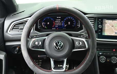 Volkswagen T-Roc I, 2022 год, 1 827 000 рублей, 6 фотография