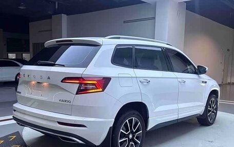 Skoda Karoq I, 2022 год, 1 910 000 рублей, 7 фотография