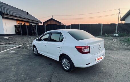 Renault Logan II, 2017 год, 800 000 рублей, 4 фотография