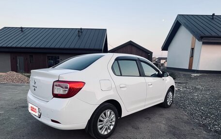 Renault Logan II, 2017 год, 800 000 рублей, 6 фотография