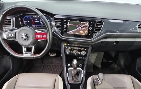 Volkswagen T-Roc I, 2021 год, 1 550 007 рублей, 12 фотография