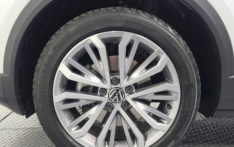 Volkswagen T-Roc I, 2021 год, 1 550 007 рублей, 26 фотография