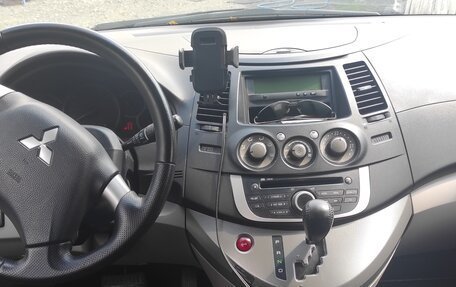 Mitsubishi Grandis, 2007 год, 820 000 рублей, 6 фотография