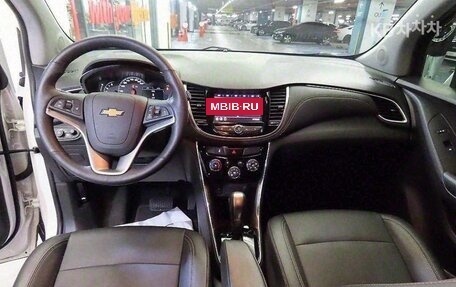 Chevrolet Trax, 2021 год, 1 080 005 рублей, 10 фотография