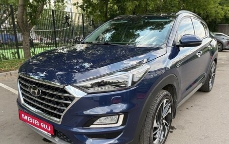 Hyundai Tucson III, 2019 год, 1 700 000 рублей, 2 фотография