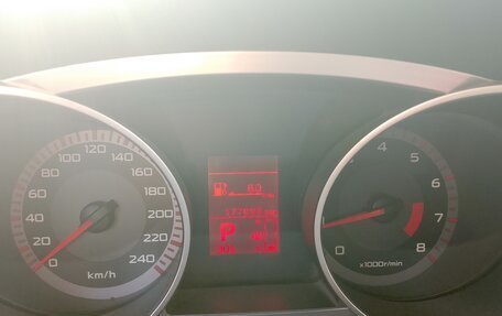 Mitsubishi Outlander III рестайлинг 3, 2007 год, 900 000 рублей, 10 фотография