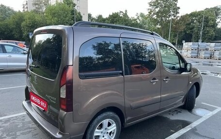 Peugeot Partner II рестайлинг 2, 2014 год, 900 000 рублей, 3 фотография