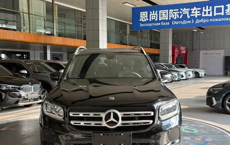 Mercedes-Benz GLB, 2021 год, 2 290 000 рублей, 3 фотография