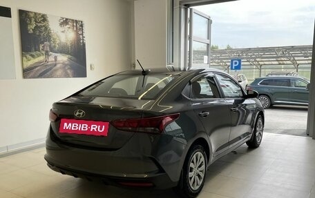 Hyundai Solaris II рестайлинг, 2021 год, 1 555 000 рублей, 4 фотография