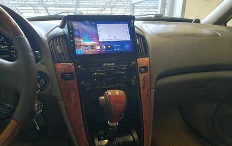 Lexus RX IV рестайлинг, 2001 год, 800 000 рублей, 11 фотография