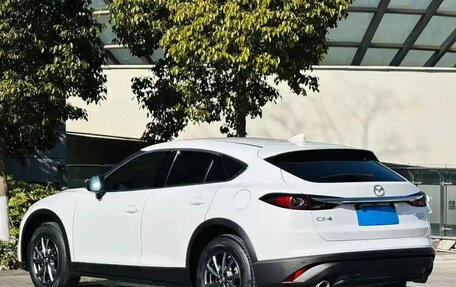 Mazda CX-4, 2022 год, 1 815 002 рублей, 13 фотография