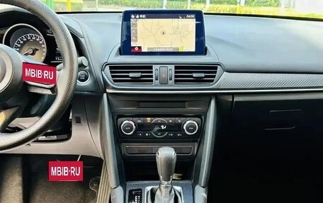 Mazda CX-4, 2022 год, 1 815 002 рублей, 9 фотография