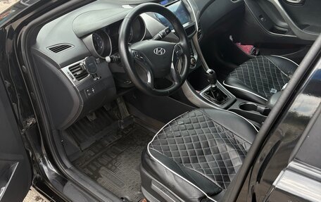 Hyundai Elantra V, 2011 год, 750 000 рублей, 4 фотография