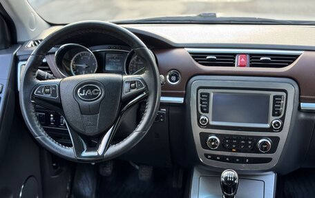 JAC T6, 2020 год, 1 800 000 рублей, 10 фотография