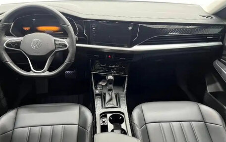 Volkswagen Passat B8 рестайлинг, 2023 год, 1 915 000 рублей, 9 фотография