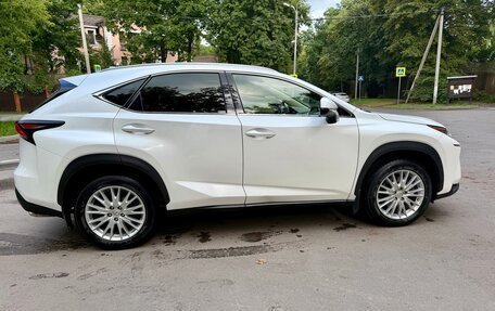 Lexus NX I, 2015 год, 2 100 000 рублей, 6 фотография