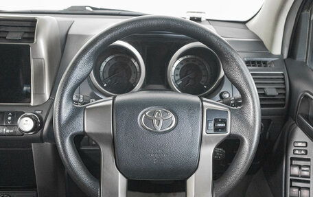 Toyota Land Cruiser Prado 150 рестайлинг 2, 2010 год, 3 329 000 рублей, 16 фотография