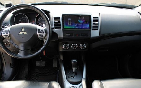 Mitsubishi Outlander III рестайлинг 3, 2011 год, 940 000 рублей, 9 фотография