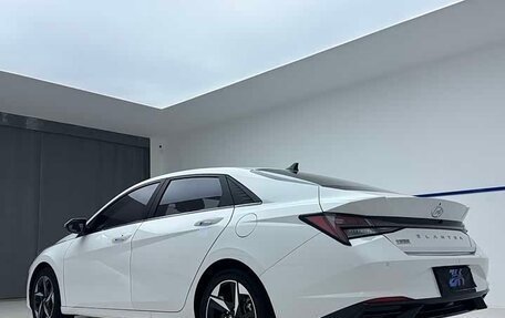 Hyundai Elantra, 2022 год, 1 550 000 рублей, 4 фотография