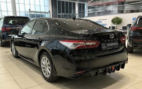 Toyota Camry, 2021 год, 2 150 000 рублей, 11 фотография