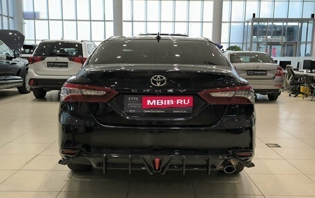 Toyota Camry, 2021 год, 2 150 000 рублей, 10 фотография