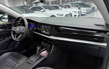 Volkswagen Passat B8 рестайлинг, 2023 год, 1 853 000 рублей, 16 фотография
