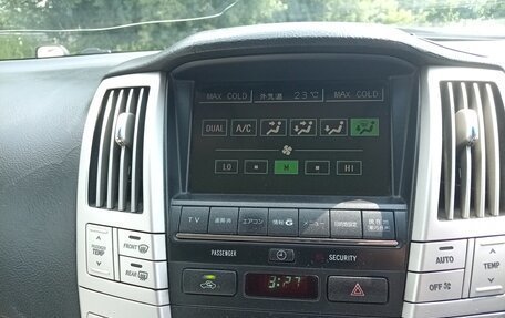 Toyota Harrier, 2004 год, 1 100 000 рублей, 10 фотография