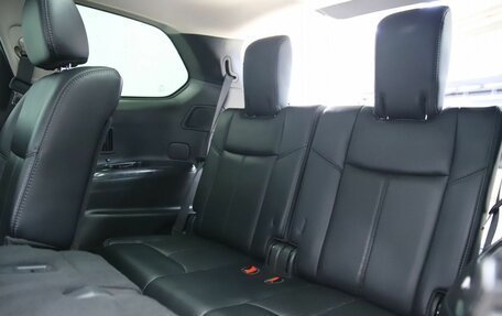 Nissan Pathfinder, 2017 год, 1 890 000 рублей, 13 фотография