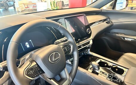 Lexus RX IV рестайлинг, 2026 год, 9 000 000 рублей, 12 фотография