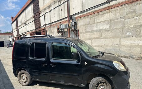 Renault Kangoo II рестайлинг, 2012 год, 370 000 рублей, 4 фотография