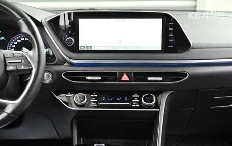 Hyundai Sonata VIII, 2022 год, 1 590 005 рублей, 13 фотография