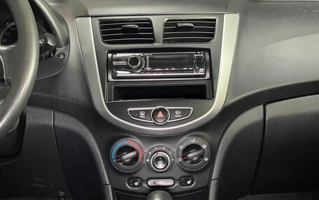 Hyundai Solaris II рестайлинг, 2013 год, 799 000 рублей, 13 фотография