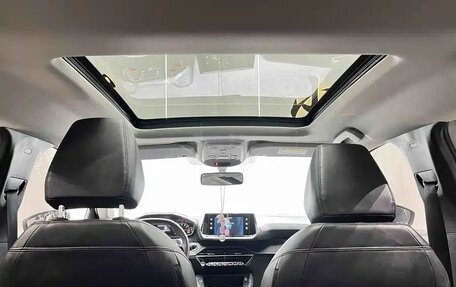 Peugeot 2008 II, 2023 год, 1 190 005 рублей, 10 фотография