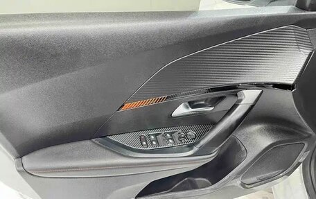 Peugeot 2008 II, 2023 год, 1 190 005 рублей, 14 фотография
