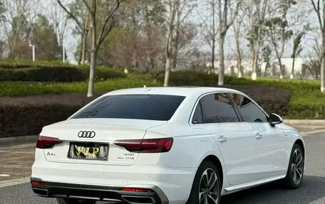 Audi A4, 2022 год, 2 200 000 рублей, 5 фотография