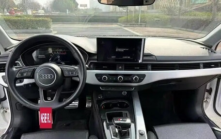 Audi A4, 2022 год, 2 200 000 рублей, 9 фотография