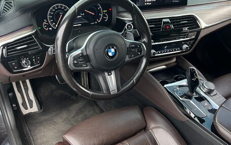 BMW 5 серия, 2019 год, 4 200 000 рублей, 6 фотография