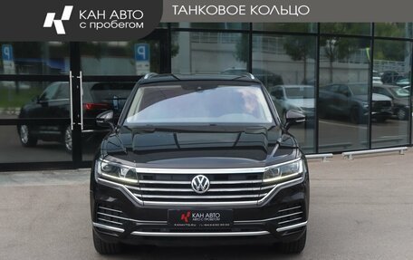 Volkswagen Touareg III, 2018 год, 4 977 000 рублей, 2 фотография