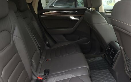 Volkswagen Touareg III, 2018 год, 4 977 000 рублей, 8 фотография