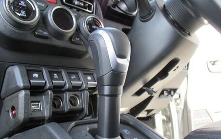 Suzuki Jimny, 2022 год, 1 500 300 рублей, 11 фотография