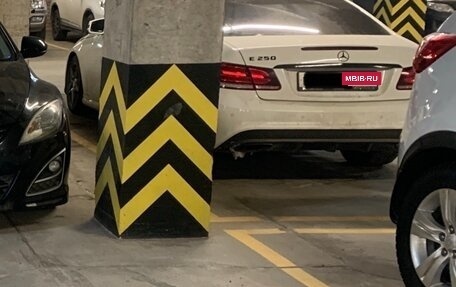 Mercedes-Benz E-Класс, 2013 год, 2 190 000 рублей, 26 фотография