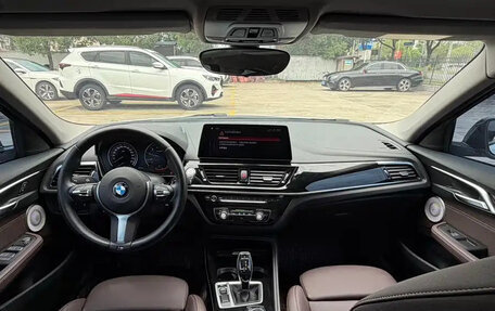 BMW 1 серия, 2022 год, 1 550 000 рублей, 11 фотография