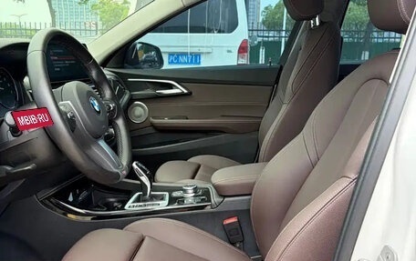 BMW 1 серия, 2022 год, 1 550 000 рублей, 6 фотография
