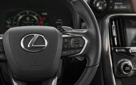 Lexus LX, 2024 год, 13 950 000 рублей, 8 фотография