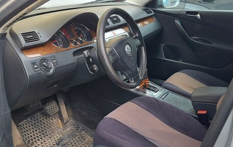 Volkswagen Passat B6, 2007 год, 270 000 рублей, 13 фотография