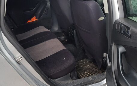 Volkswagen Passat B6, 2007 год, 270 000 рублей, 11 фотография