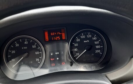 Renault Logan I, 2012 год, 550 000 рублей, 6 фотография